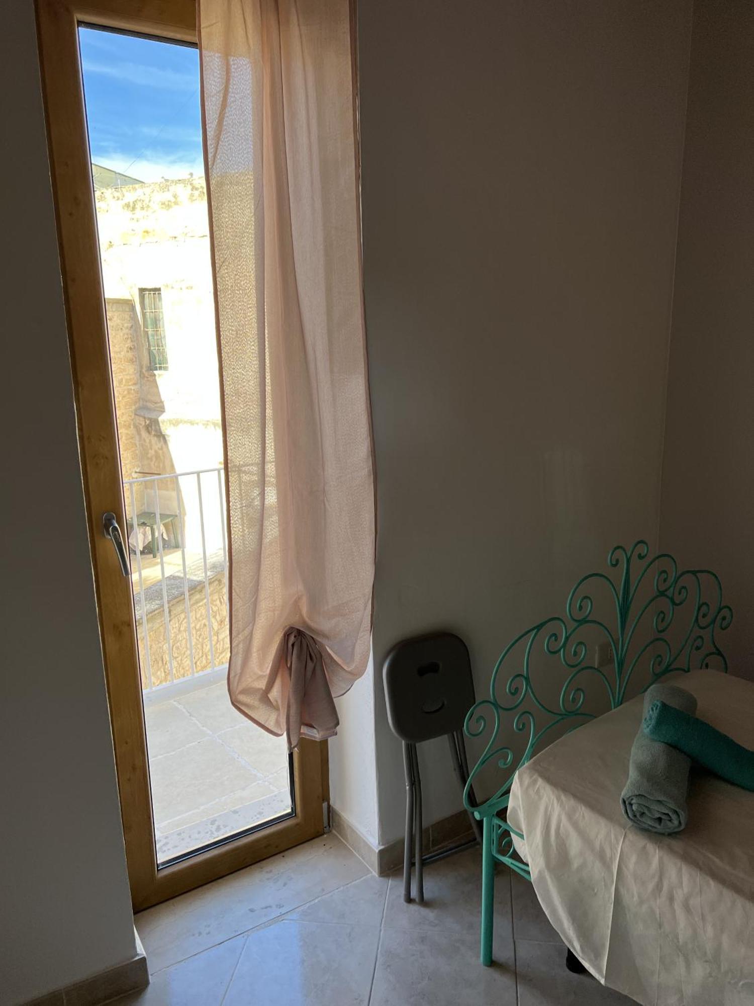 Intra Moenia Bed & Breakfast Bisceglie Bagian luar foto